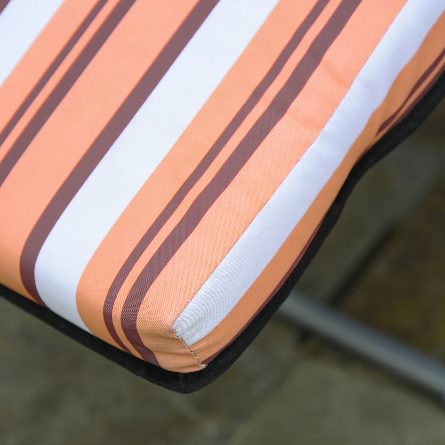 Outsunny Reclining Garden Chair Set of 2, 5-Level Adjustable Zero Gravity Chairs, Orange Stripe