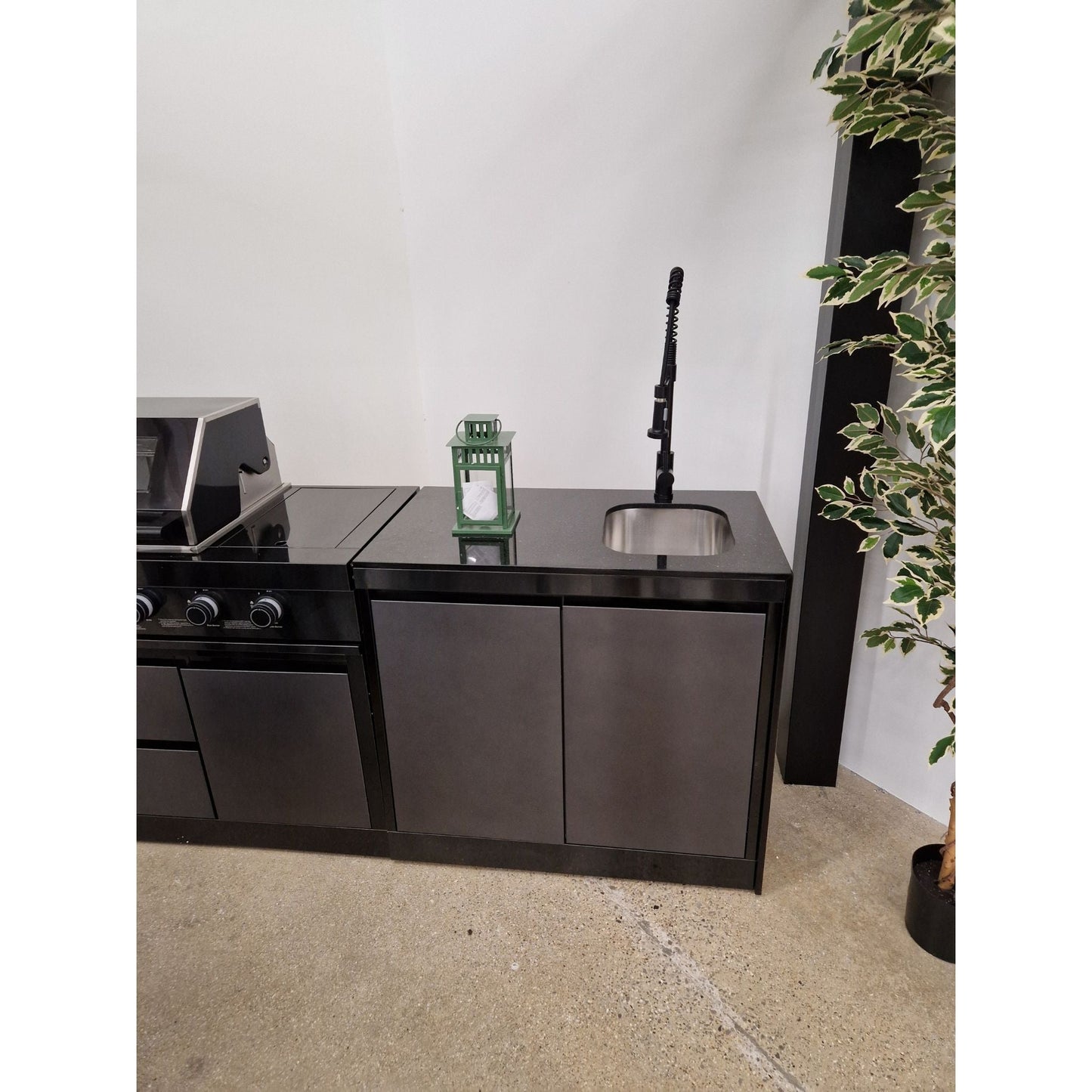 Nova Assado Plus Outdoor Kitchen Cabinet and Sink
