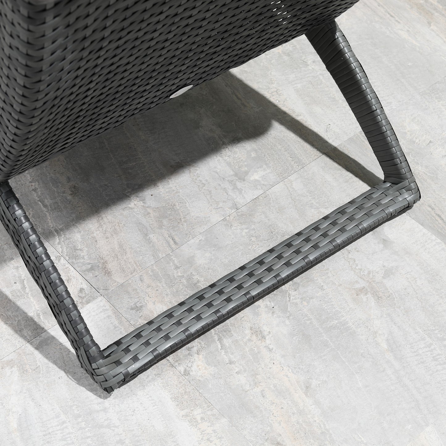 Outsunny Folding Sun Lounger, PE Rattan Garden Lounger Chair with Soft Padded Cushion, Ergonomic Curved Design Sun Bed for Balcony, Garden, Grey