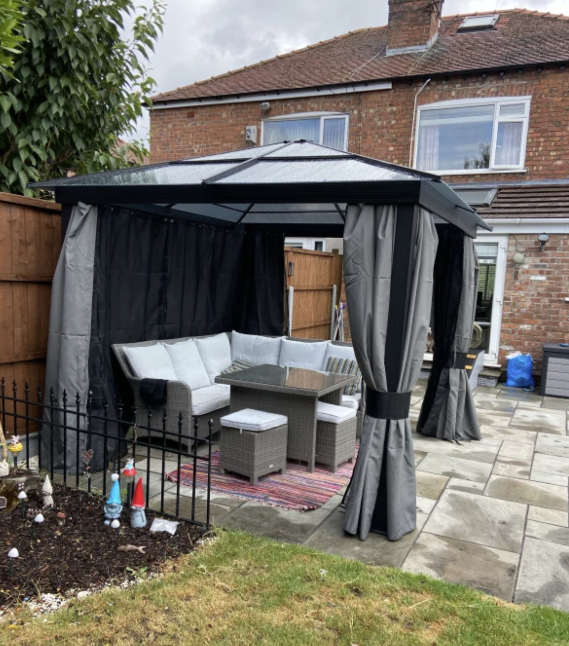 3m x 3m Premium Aluminium Hardtop Gazebo with Polycarbonate Roof, Privacy Curtains & Insect Netting – Dark Grey Garden Pavilion