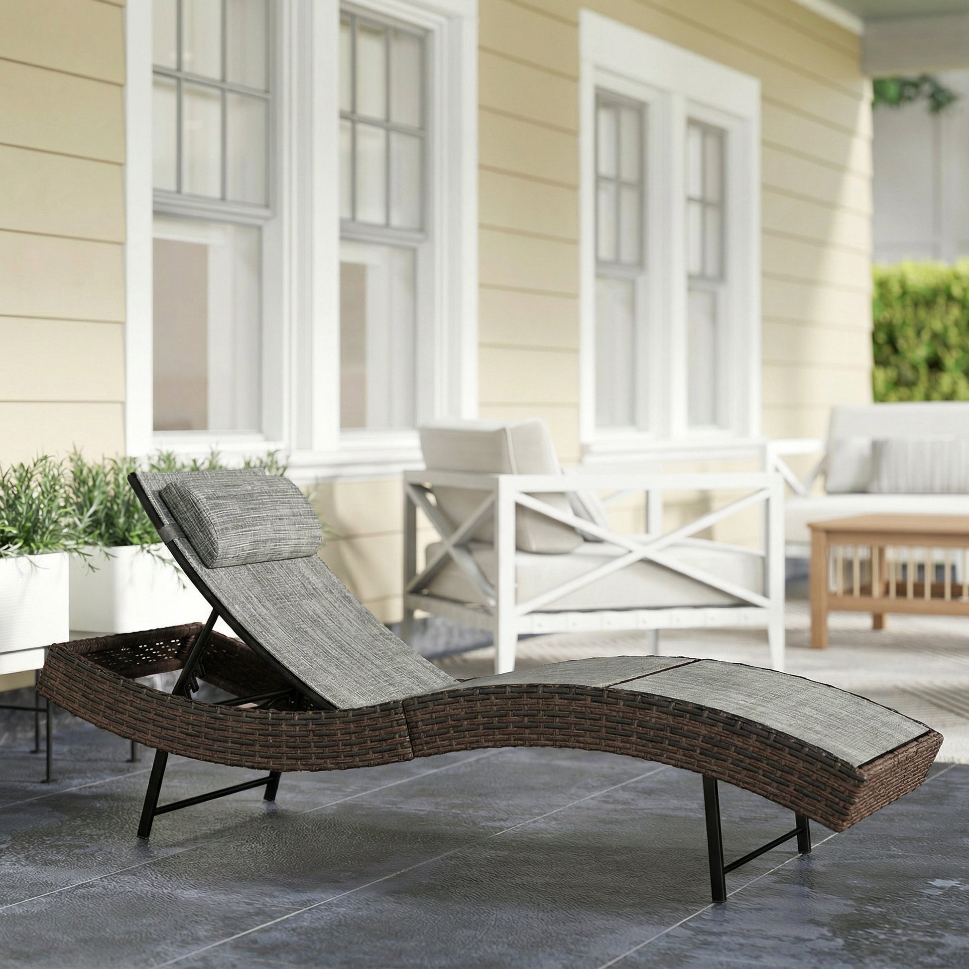 Mediterraneo Rattan Sun Lounger, Garden Recliner with 5 Position Adjustable Back, S Shaped Texteline Seat