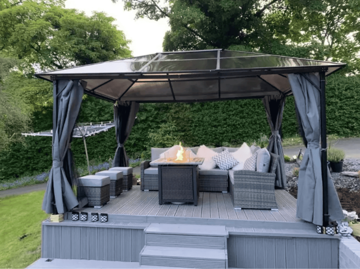 3m x 3m Hardtop Gazebo with Polycarbonate Roof – Aluminium Frame Garden Shelter with Curtains & Mesh Netting