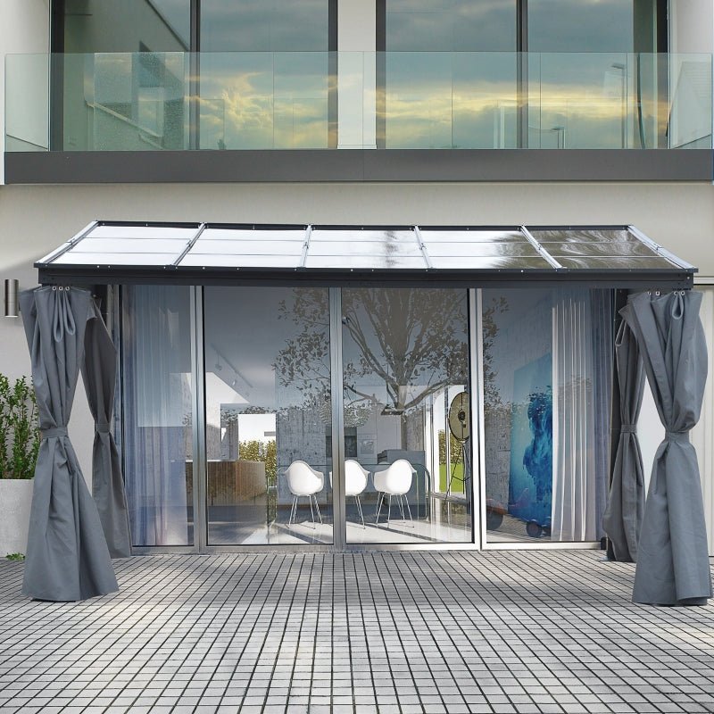 4m x 3m Wall Mounted Aluminium Pergola with Polycarbonate Roof – Outdoor Hardtop Patio Shelter with Curtains