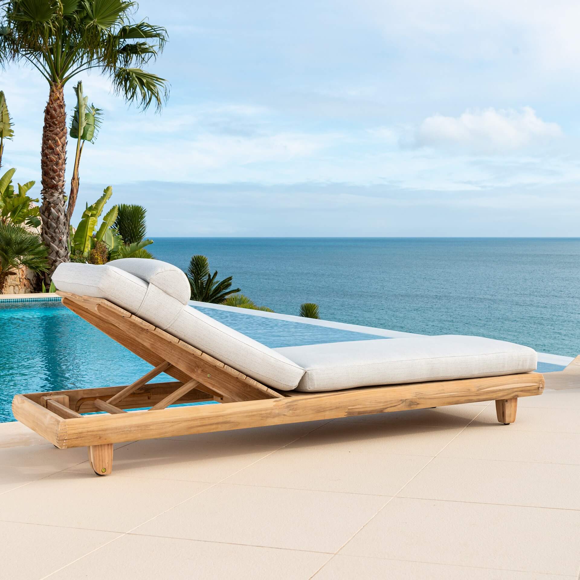 Alexander Rose Sorrento Adjustable Sunbed