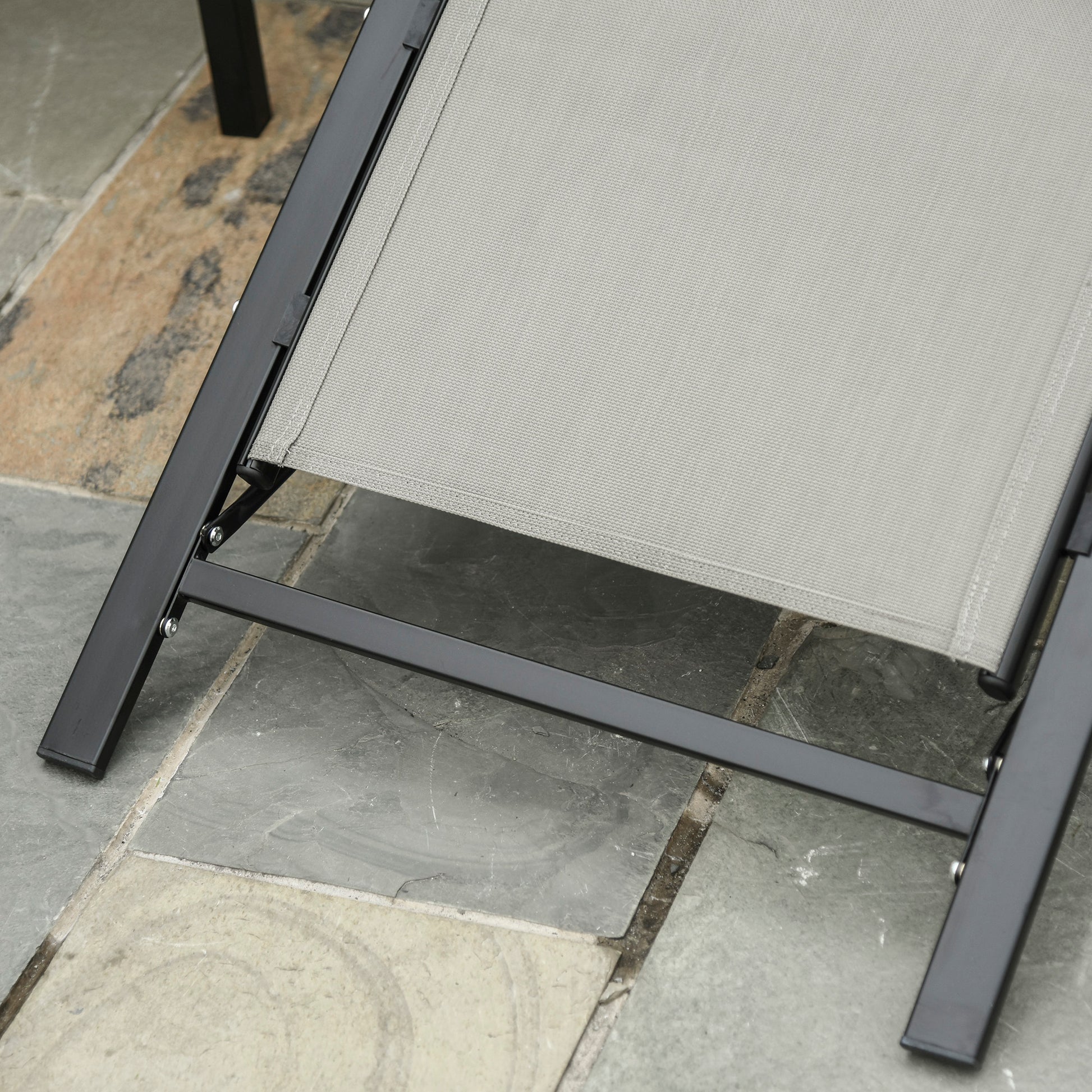 Outsunny 3 Pieces Sun Lounger Chair Set, Metal Frame Garden Outdoor Sunbathing Chair with Side Table and Armrest, Grey