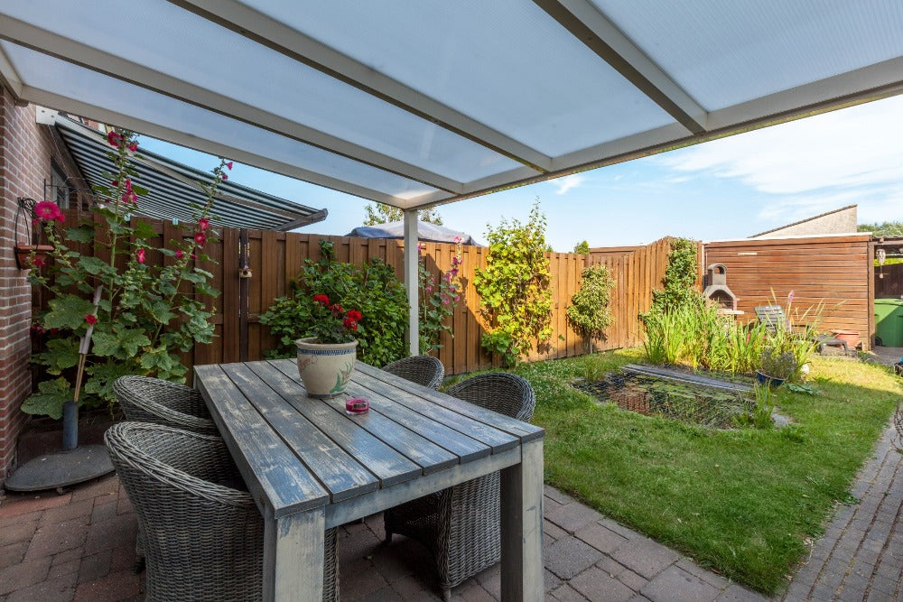 Deponti Bosco Aluminium Pergola Veranda White - With Dining Table