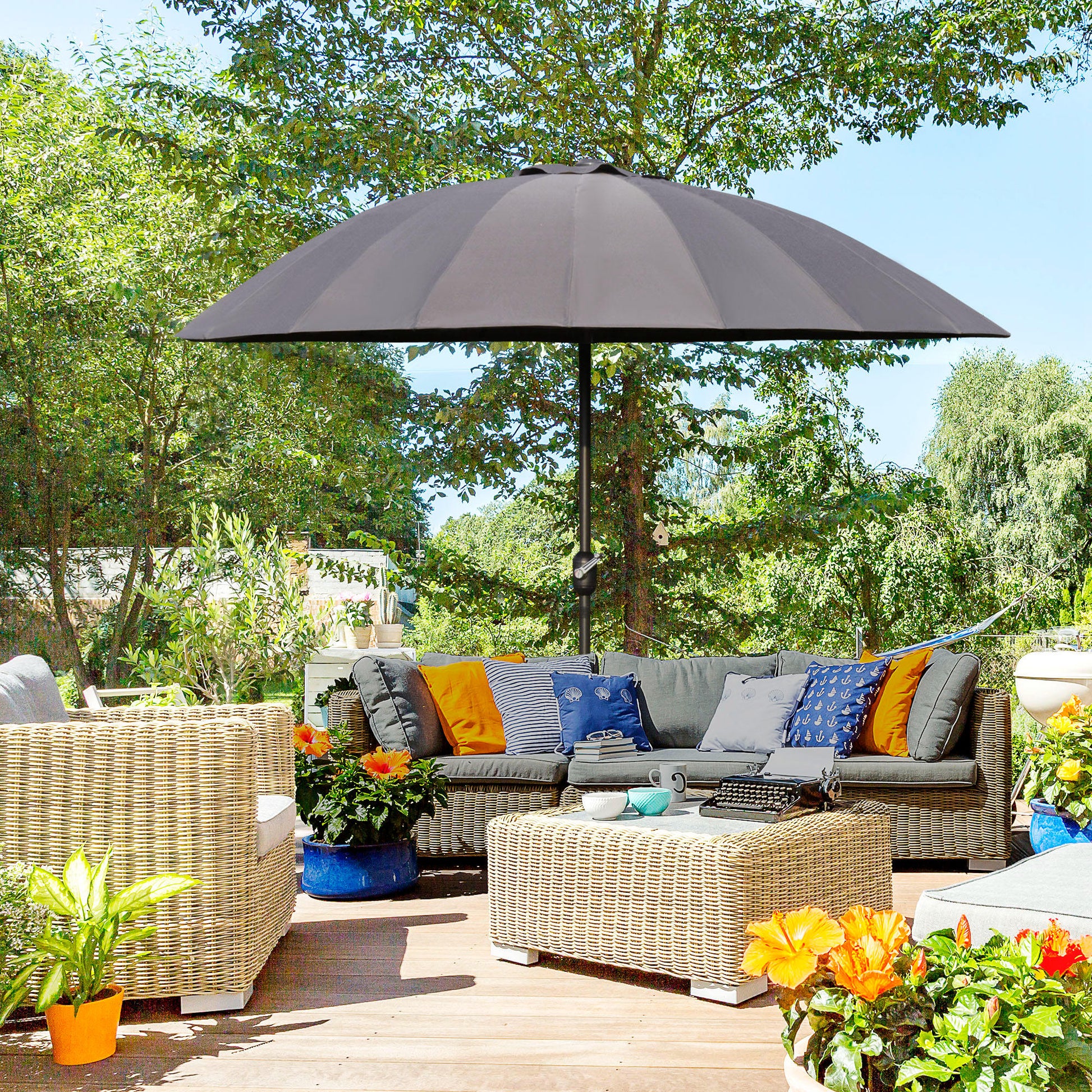 2.5m Shanghai Garden Parasol Umbrella with Crank & Tilt, Adjustable Outdoor Sun Shade, Grey
