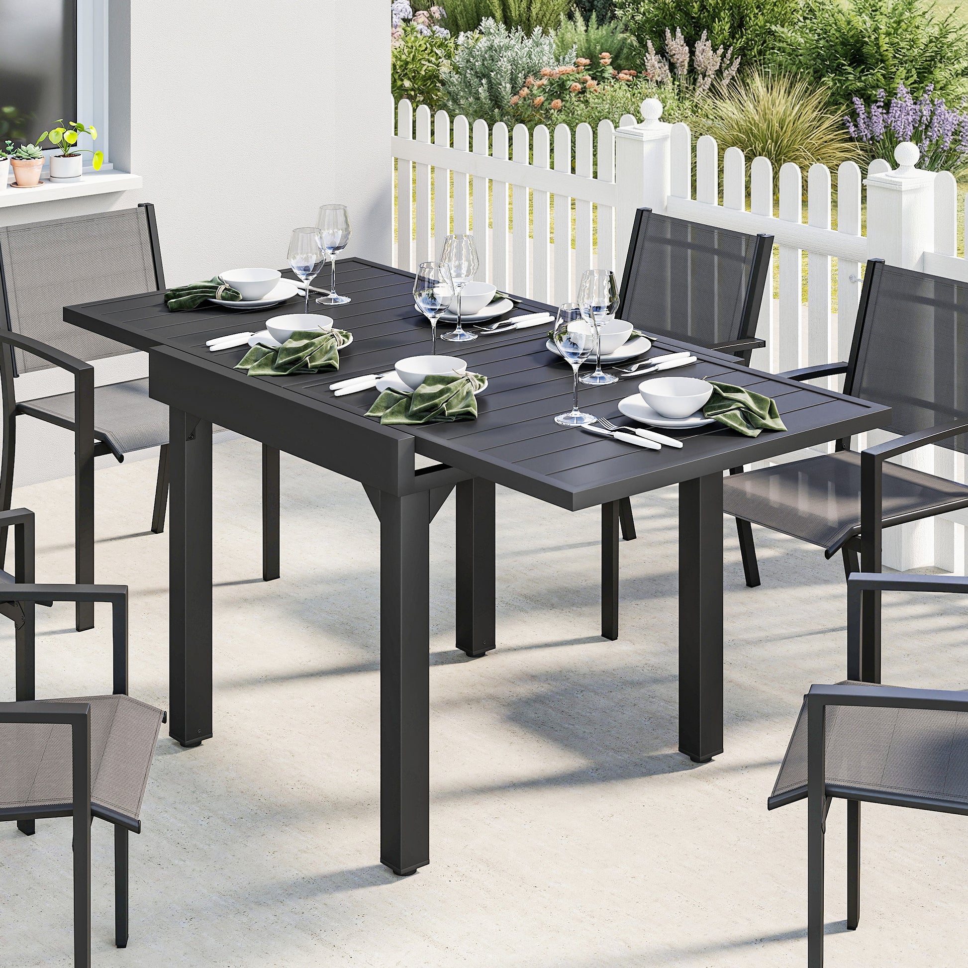 Verona Expandable Patio Dining Table for 4-6 People, 80-160 cm Aluminium Extendable Garden Table with Slatted Top