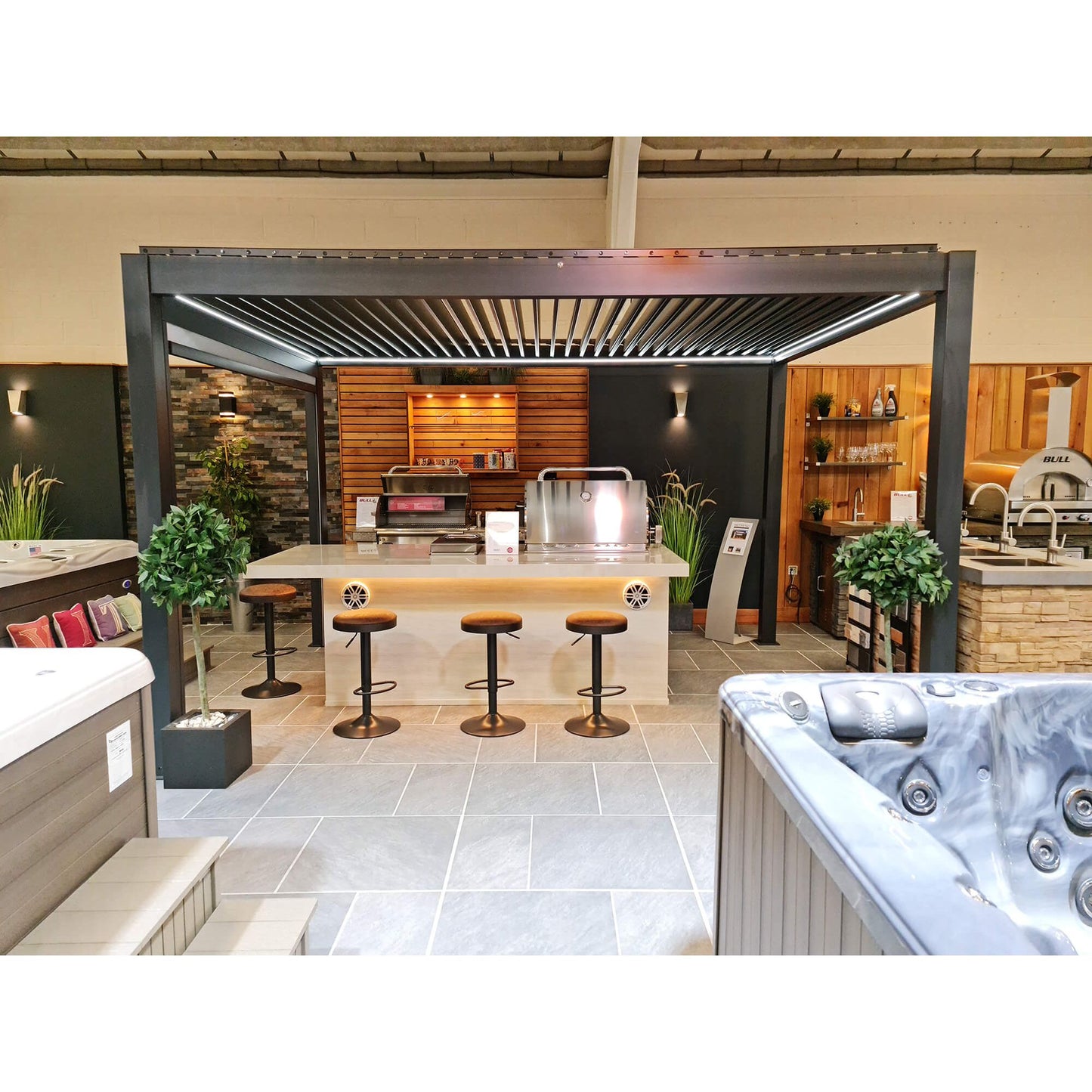 Remanso Luxury Electric LED Pergola