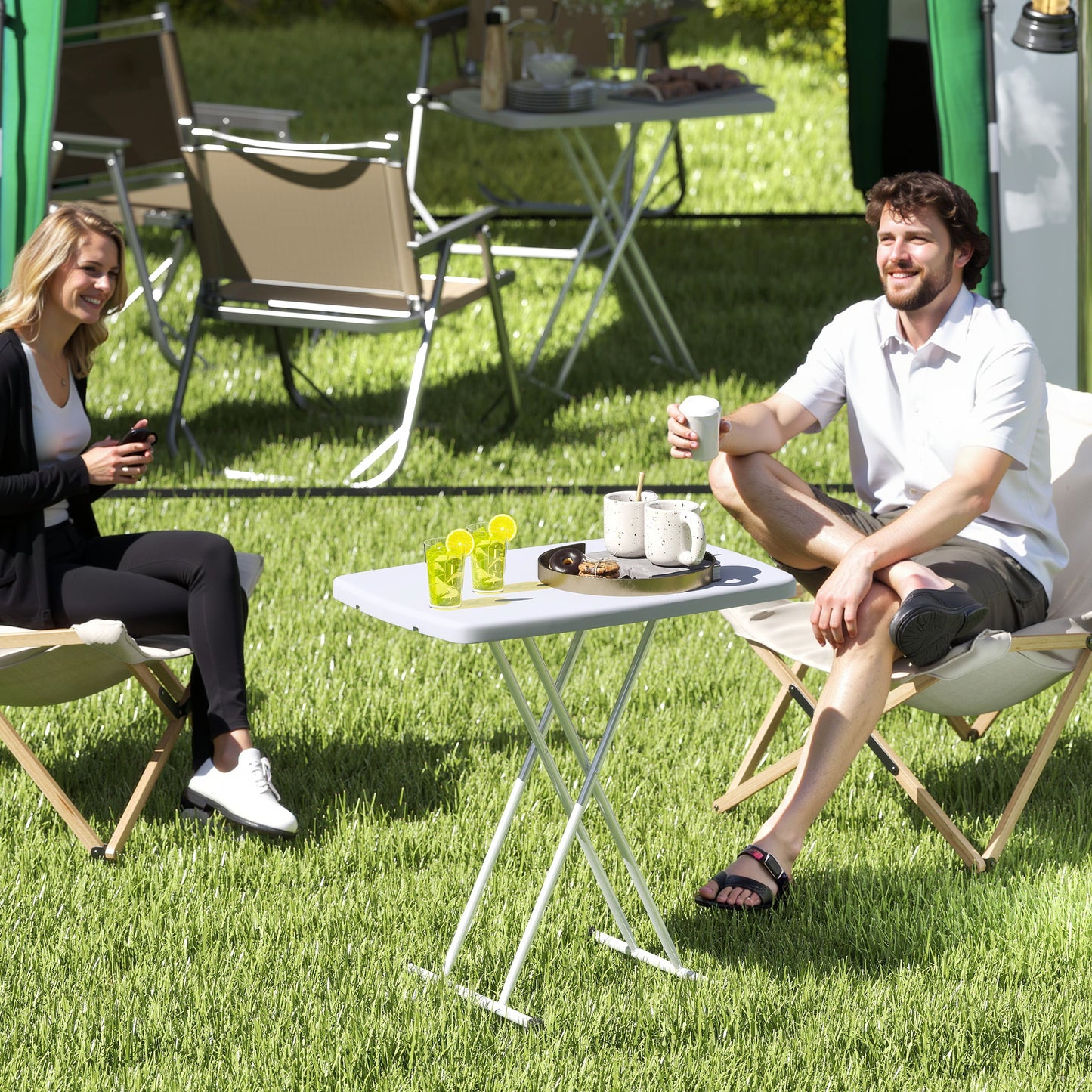 Minimal Folding Outdoor Table - White