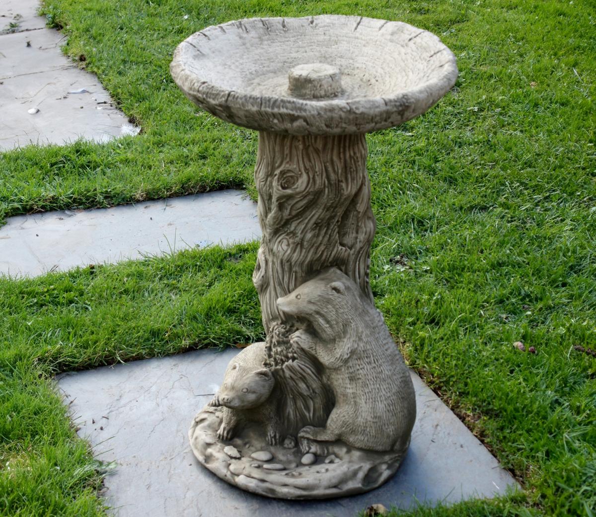 Borderstone Twin Badger Stone Bird Bath