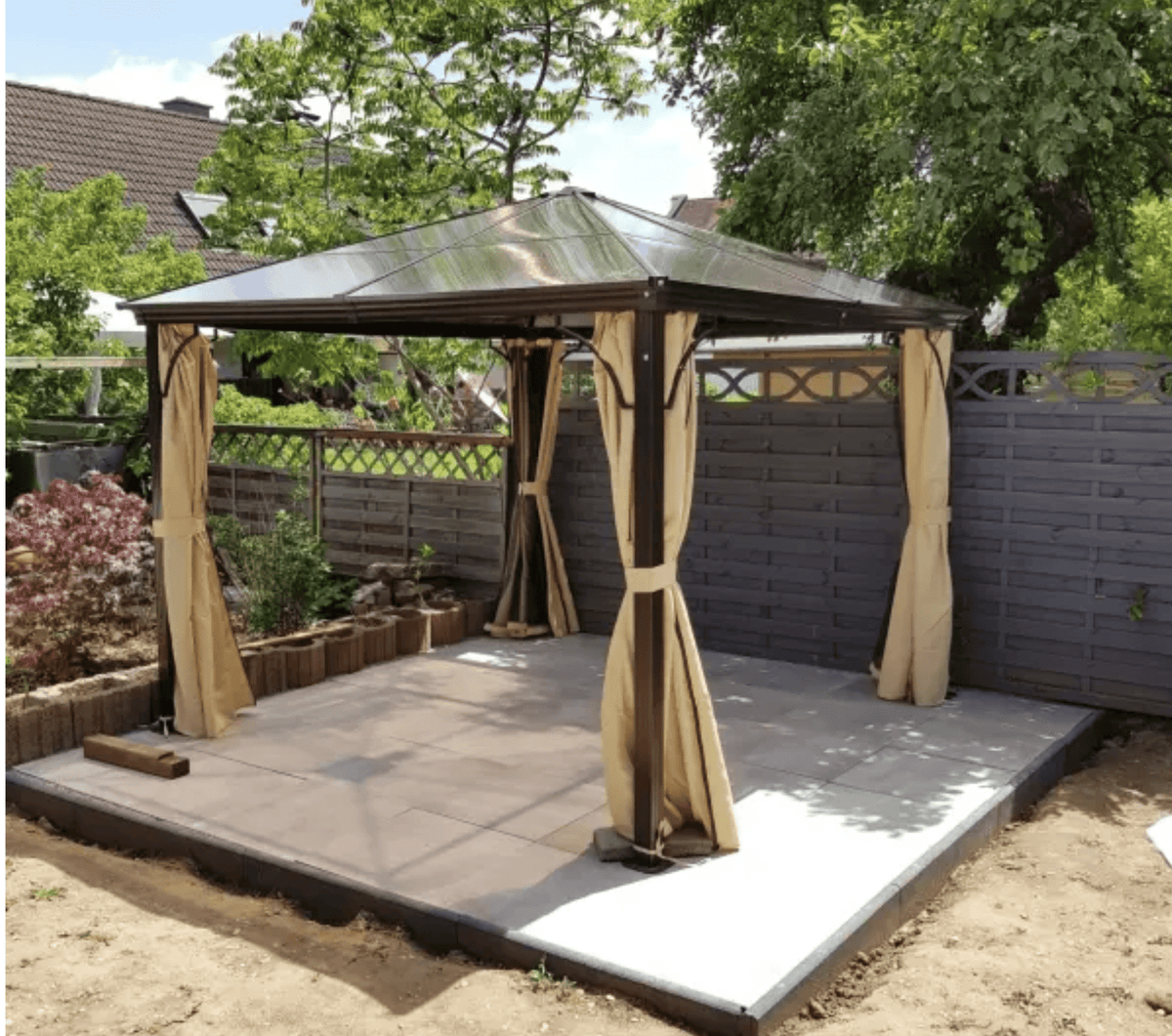4.2m x 3.6m Aluminium Hardtop Gazebo with Polycarbonate Roof – Garden Pavilion with Curtains & Mosquito Netting