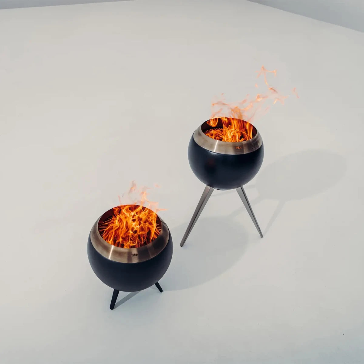 Moon 45 Fire Bowl with High Stand - Smokeless Fire Pit - image 4