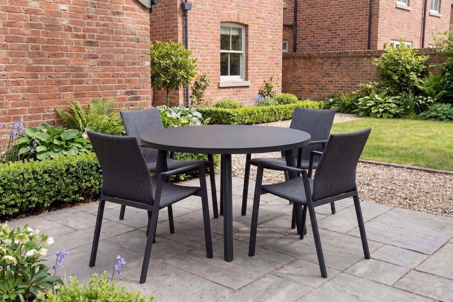 Nova Eleanor side table outdoor