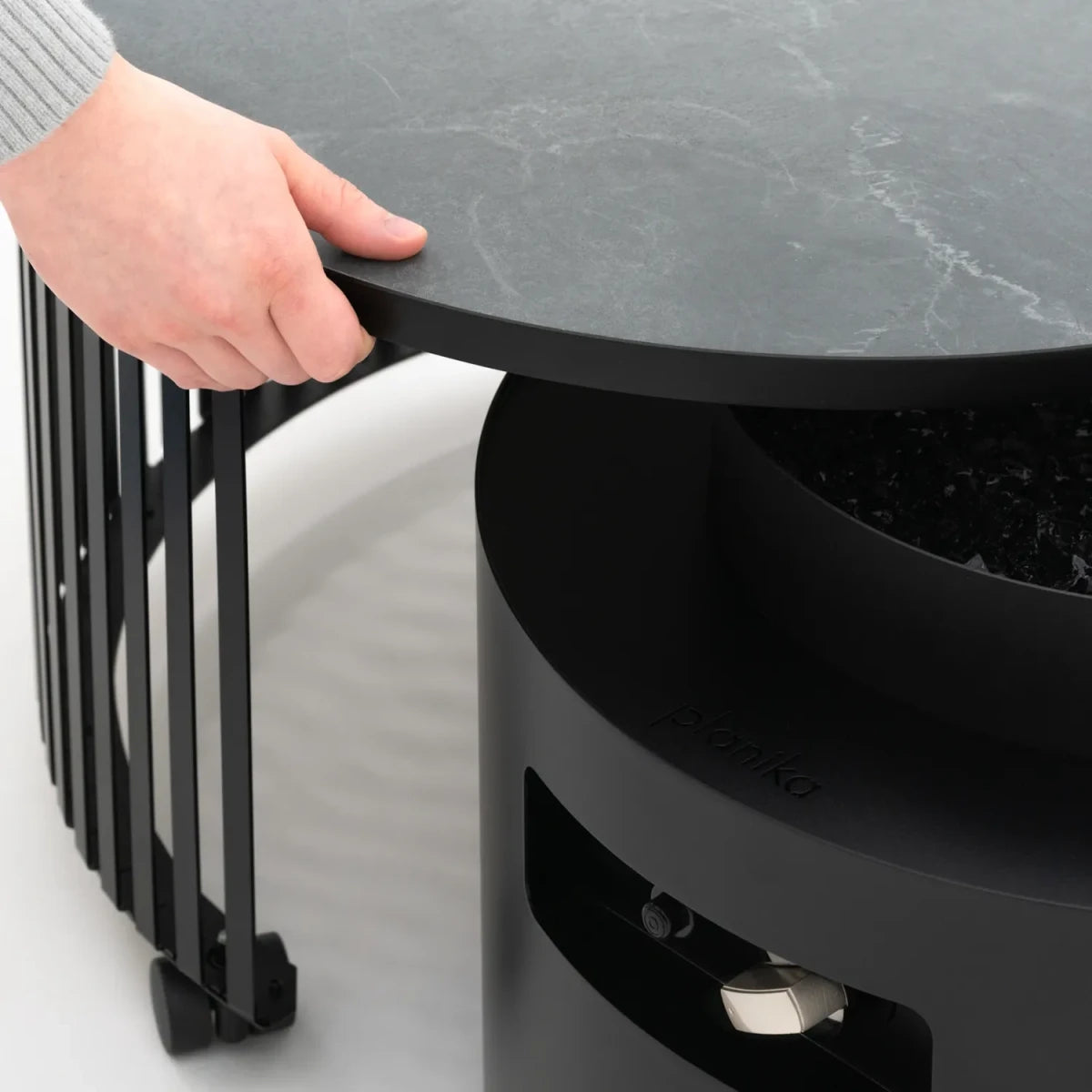 Moon - Garden Table with Gas Fireplace - image 3