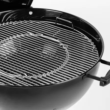 Weber 57cm Master-Touch E-5750 - Black - image 8
