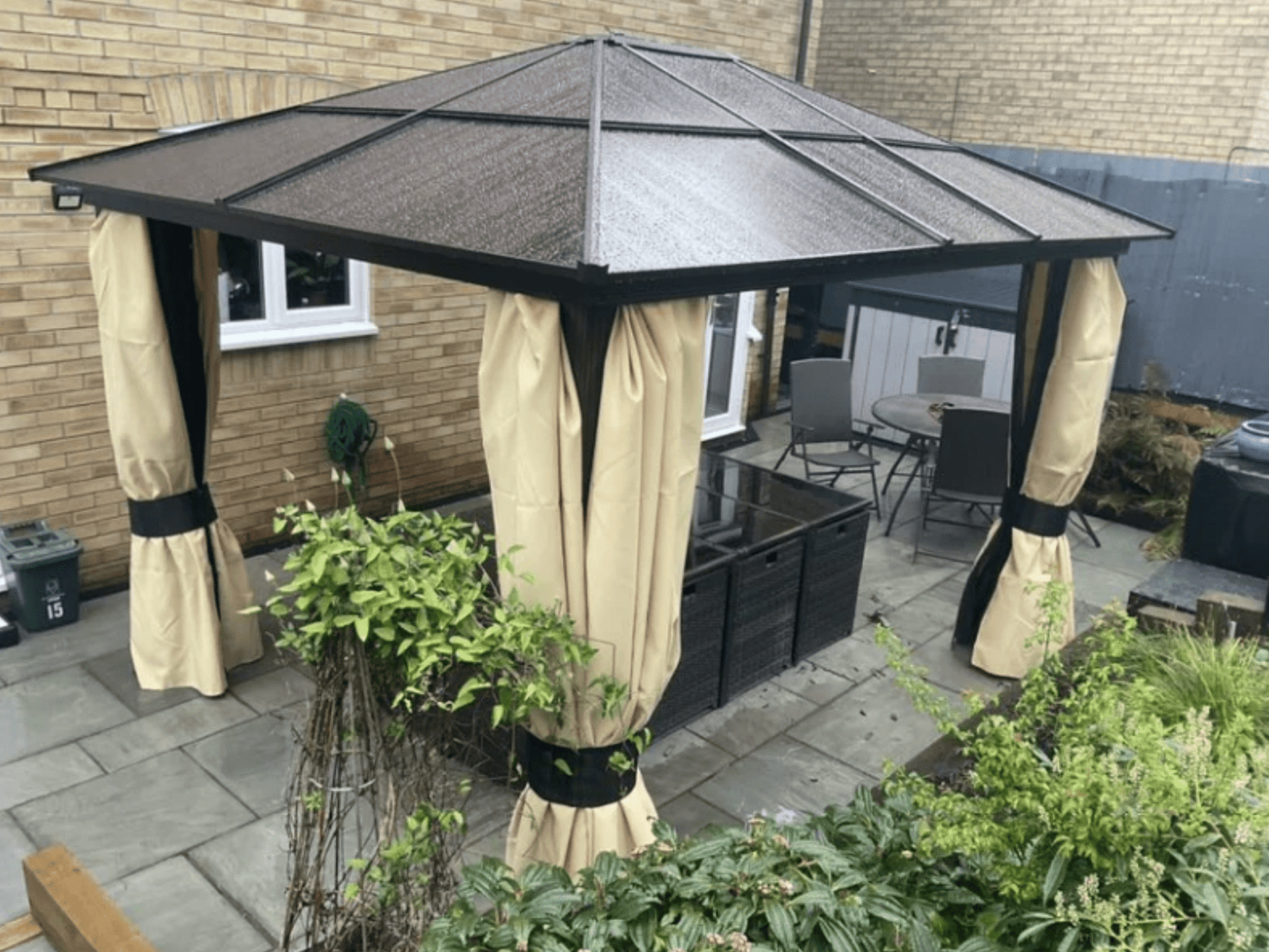 Solar-Powered 3.6 x 3m Aluminium Garden Gazebo with LED Lighting, Polycarbonate Hardtop Roof, Curtains & Insect Mesh Shelter
