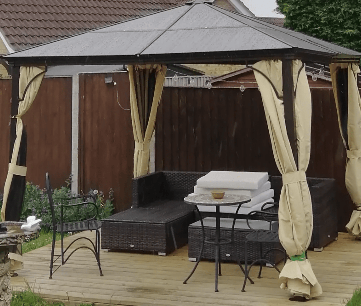 3x3m Premium Aluminium Hardtop Garden Gazebo with Polycarbonate Roof, Removable Curtains & Insect Mesh Enclosure