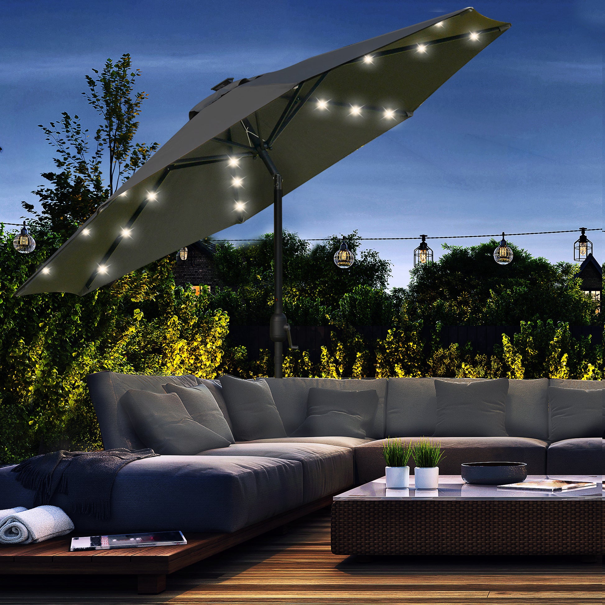 2.7m Patio Garden Umbrella Outdoor Parasol with Tilt Crank and 24 LEDs Lights (Grey)