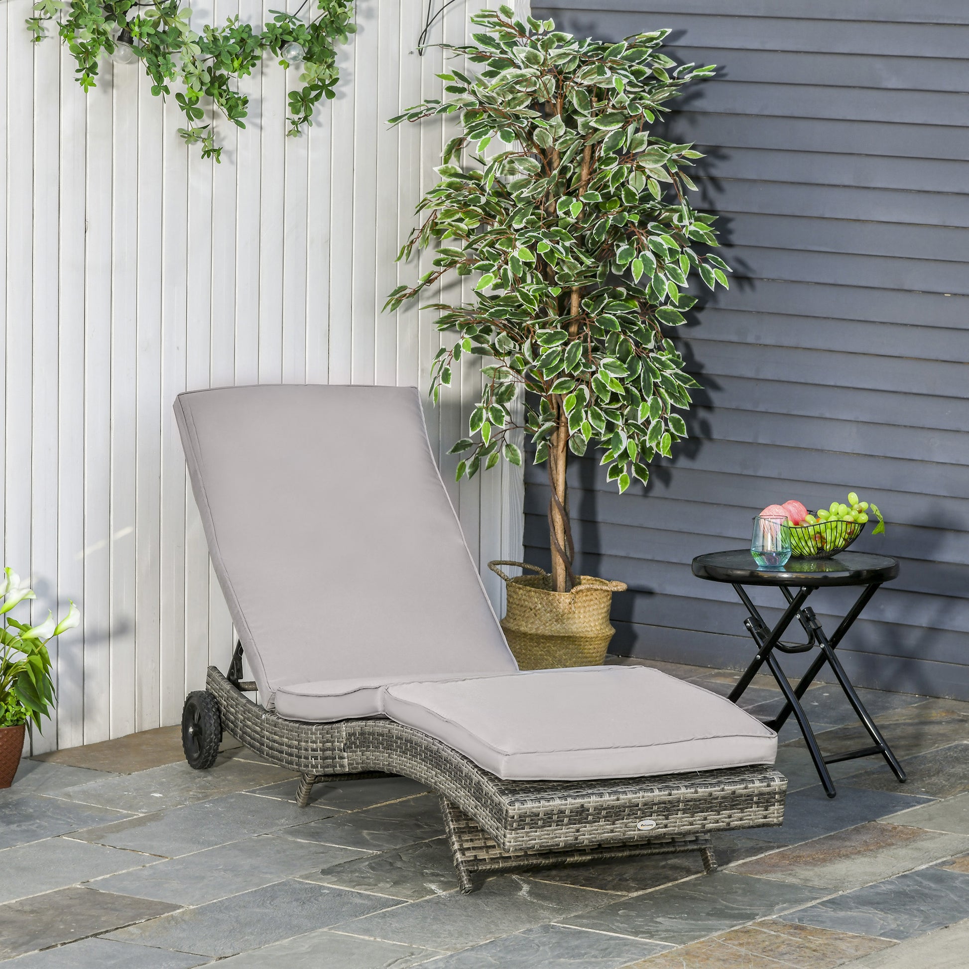 Capri Patio Wicker Chaise Lounge Chair, Outdoor PE Rattan Sun Lounger with Adjustable Backrest and 2 Wheels, Grey